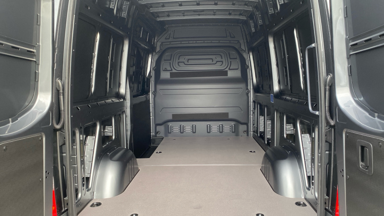 Mercedes-Benz Sprinter 315Cdi L2 Diesel Rwd 3.5t H2 Select Van